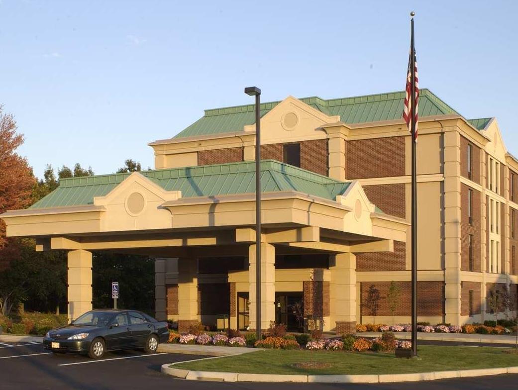 Hampton Inn Hartford Airport Windsor Locks Exterior foto